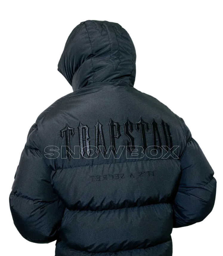 SnowBox x Jacket STRAPSTAR