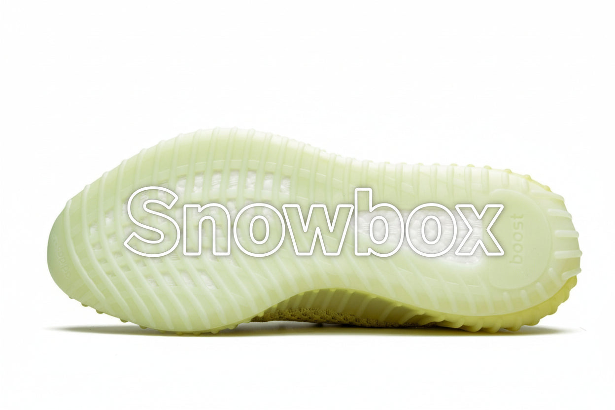 SnowBox x Yeezy Boost 350 V2 ”Marsh”